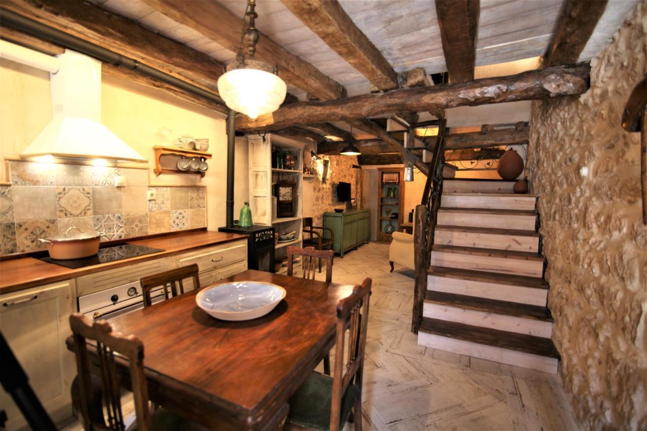 הוילה Montejo de la Vega de la Serrezuela Wabisabi Townhouse מראה חיצוני תמונה